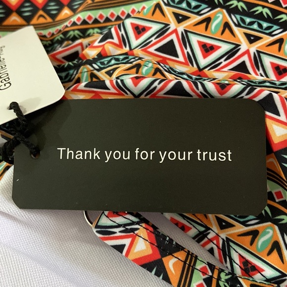 Gabrielle-Aug Multi Color Tankini Size Large - Picture 7 of 9